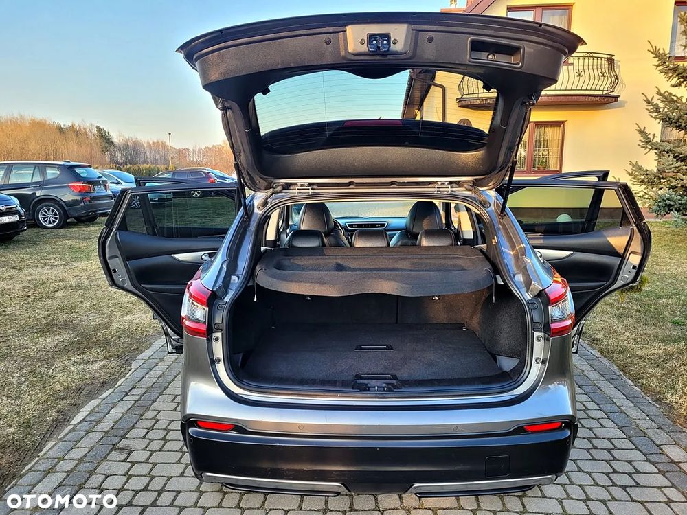 Nissan Qashqai 1.5 dCi DCT TEKNA - 7