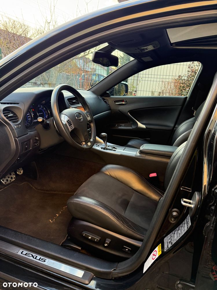 Lexus IS 250 F Sport - 7