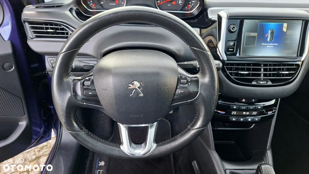 Peugeot 208 1.2 PureTech Allure - 34