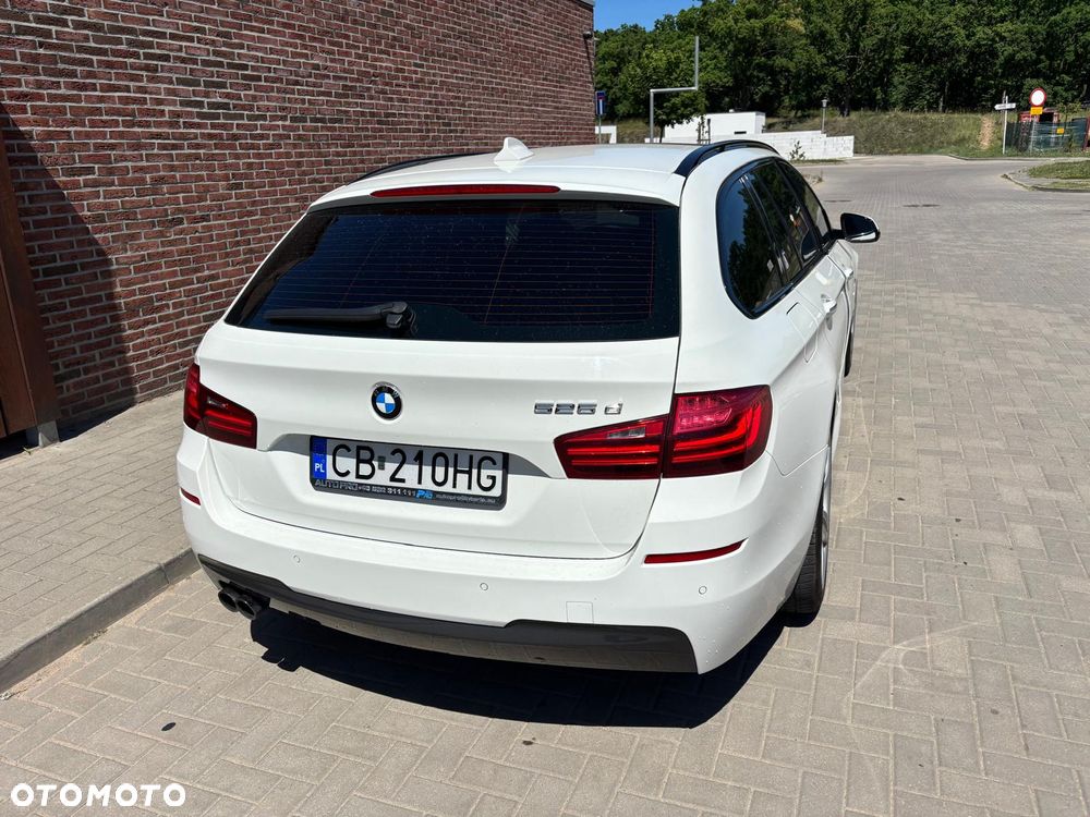 BMW Seria 5 525d Sport-Aut - 8