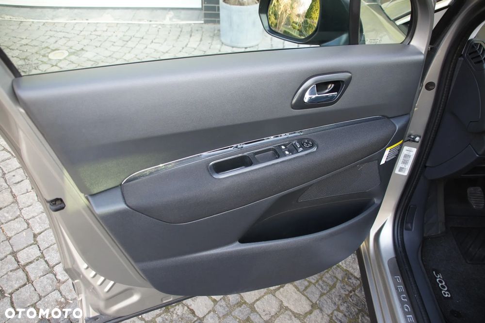 Peugeot 3008 HDi FAP 110 Platinum - 12