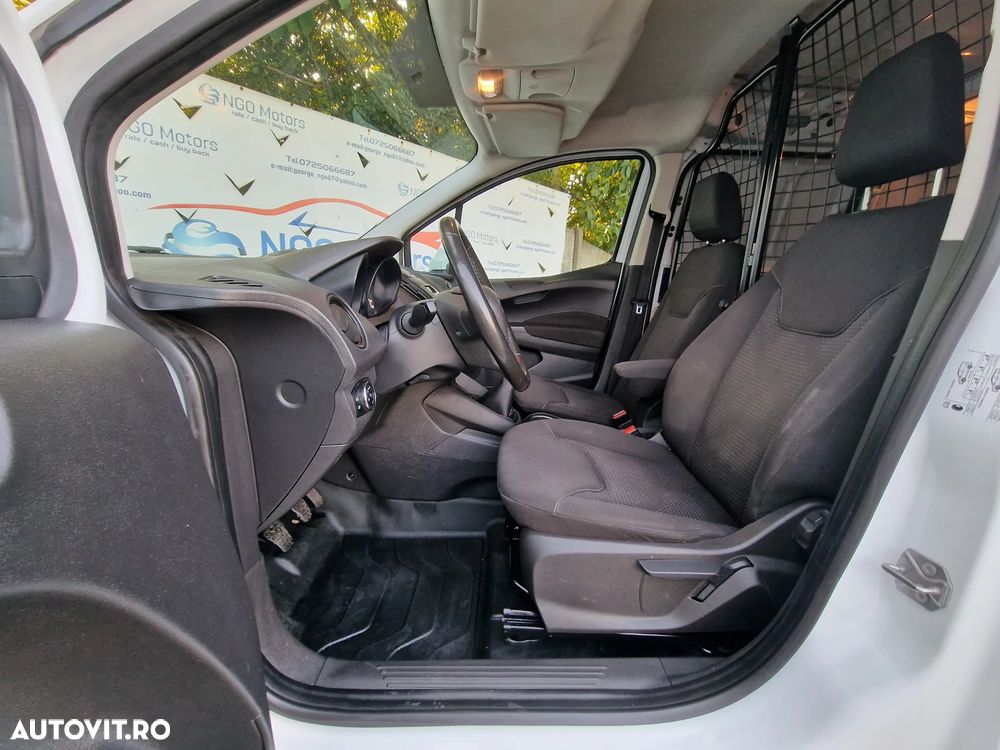 Ford Transit Courier Trend - 18