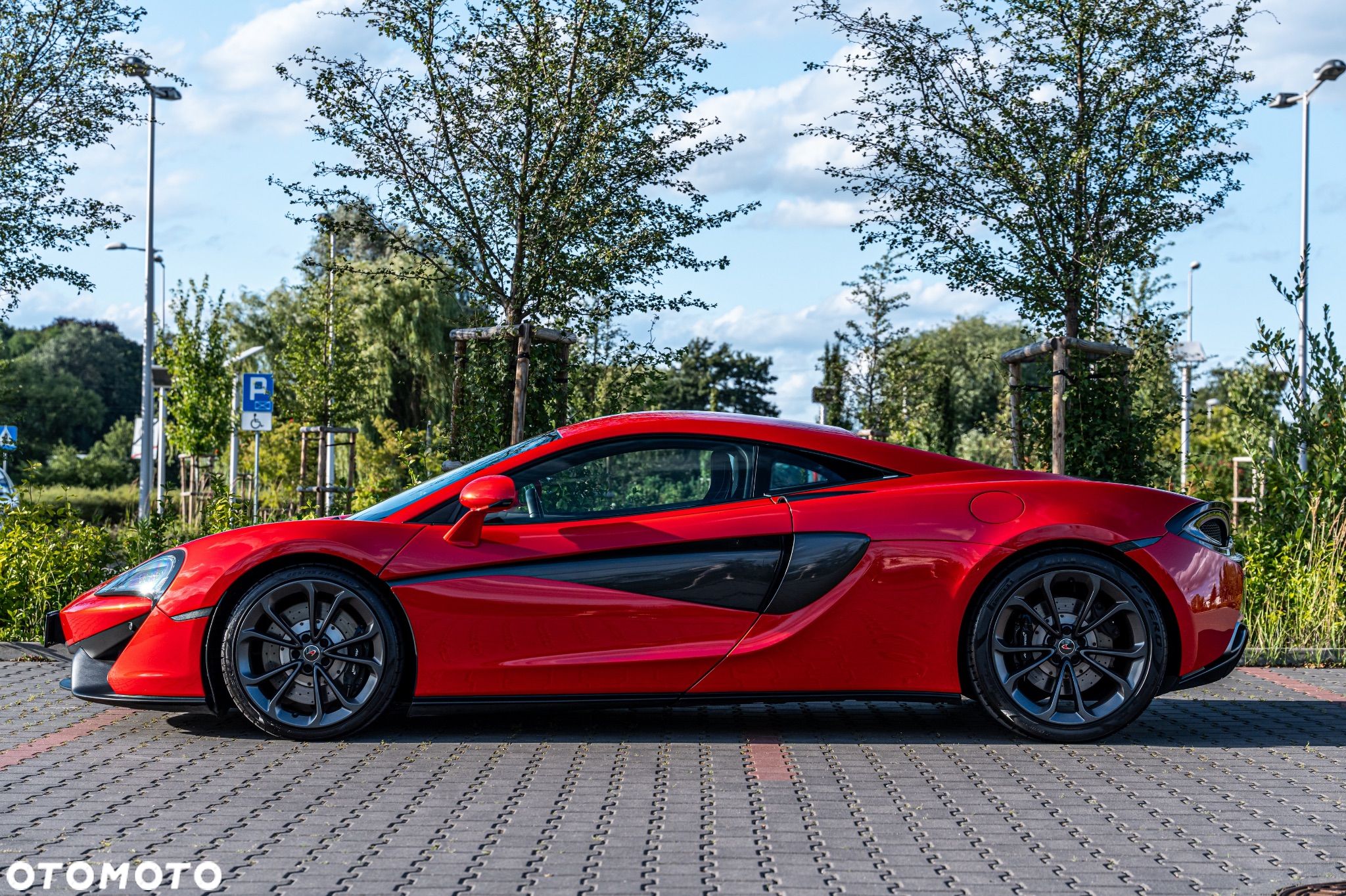 McLaren 570S Coupe Standard - 1