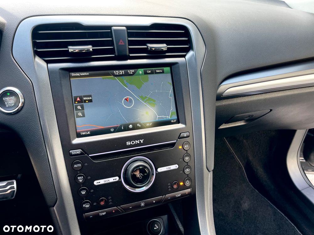 Ford Mondeo - 35