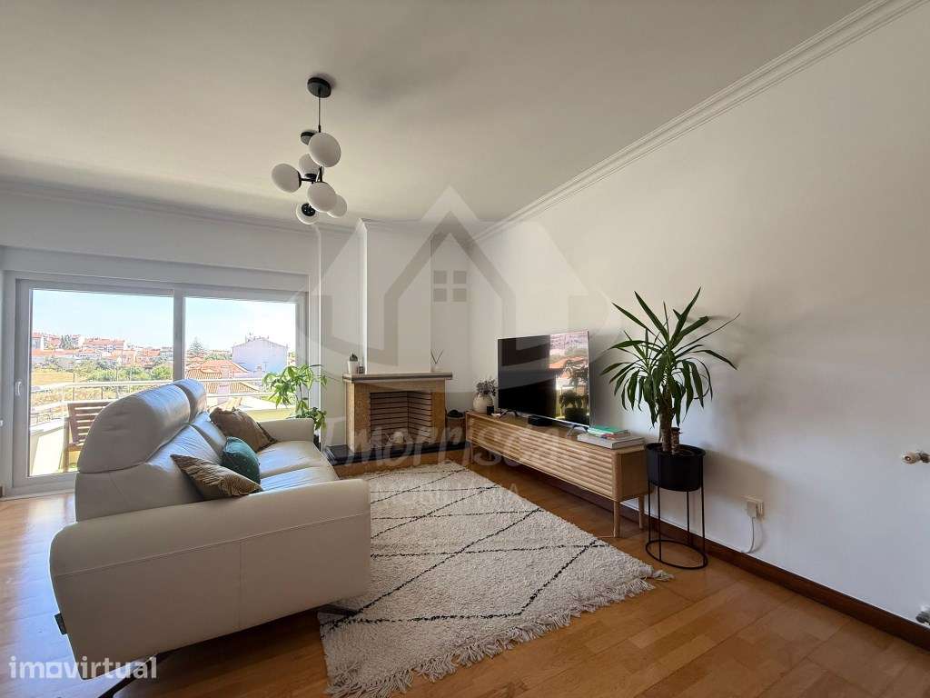 Apartamento T2 com parqueamento e arrecadação, Qta Limarejo, Vialonga - Grande imagem: 3/27