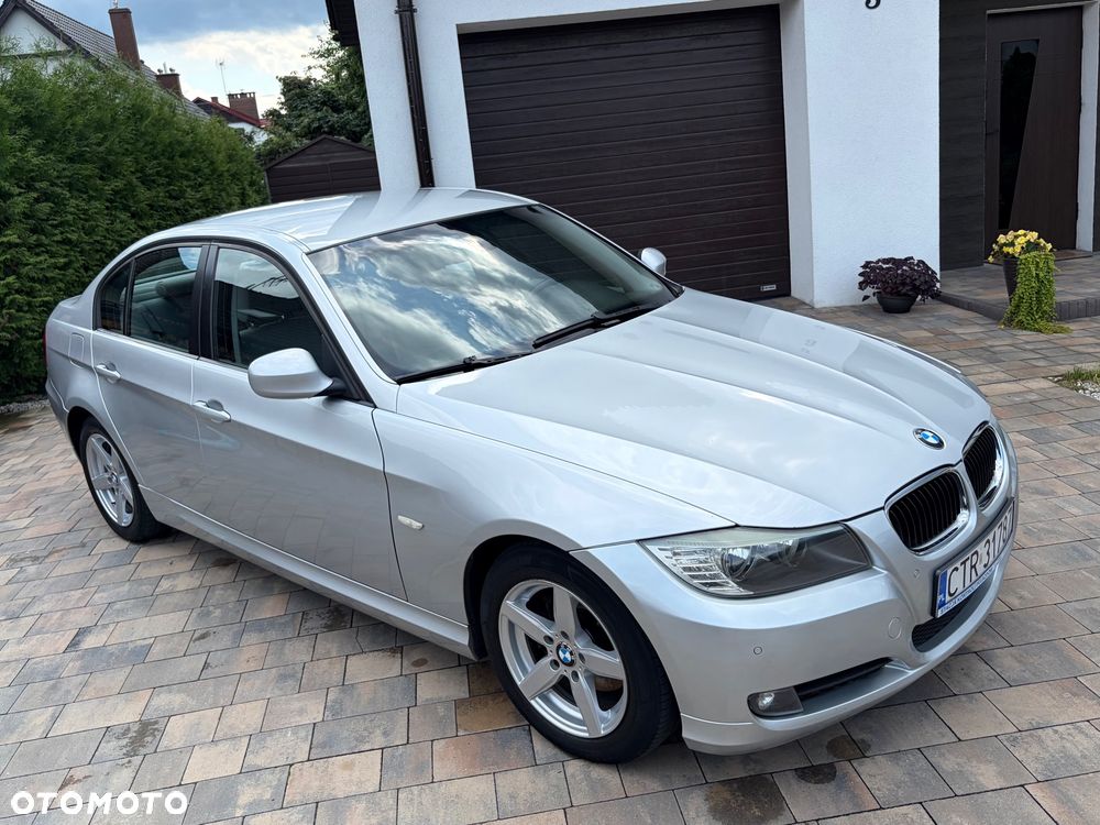 BMW Seria 3 318i - 1