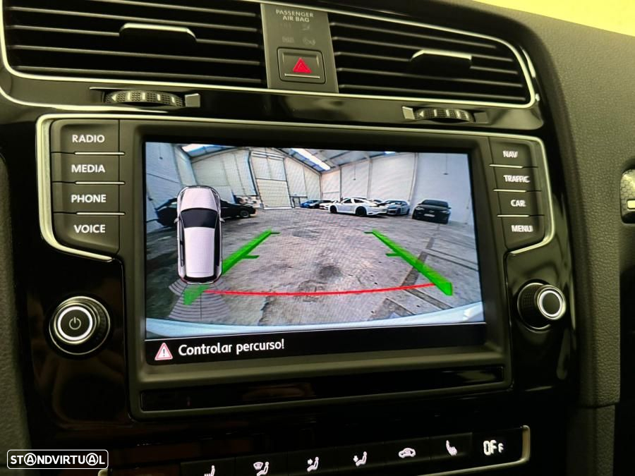 VW Golf 2.0 TSI GTI DSG - 34