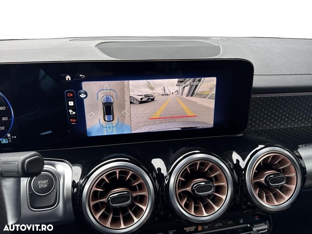 Mercedes-Benz EQB 300 4MATIC - 16