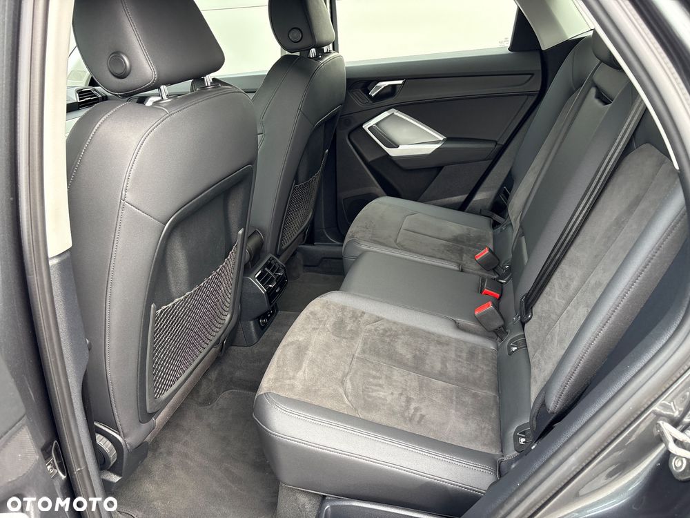 Audi Q3 Sportback 35 TFSI S-Line - 20