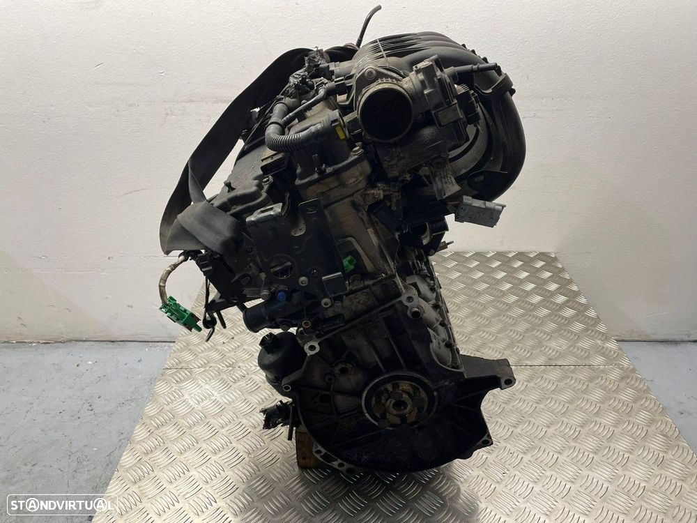 Motor CITROЁN C4 Coupe (LA_) 1.6 16V REF. KFU (ET3J4) - 2