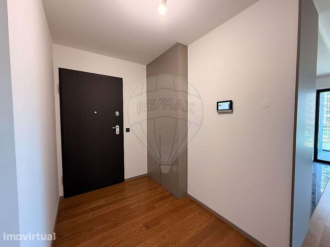 Apartamento T2 para arrendamento - Grande imagem: 2/21