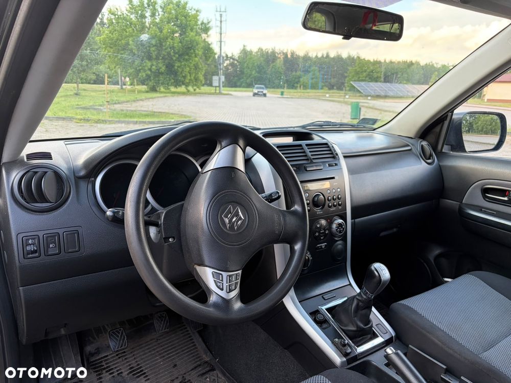 Suzuki Grand Vitara - 3