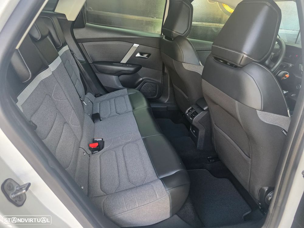 Citroën C4 BlueHDi 110 Stop&Start FEEL - 38