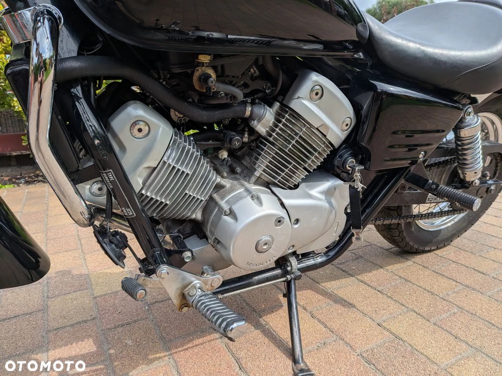 Honda Shadow - 12