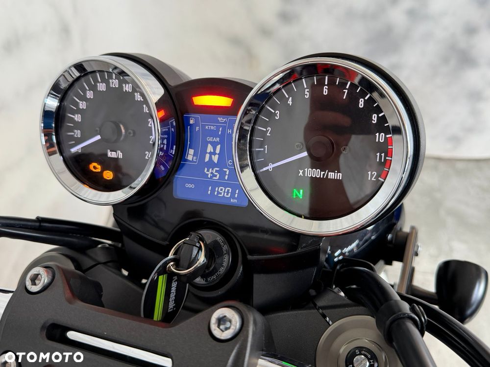 Kawasaki Z 900 RS - 20