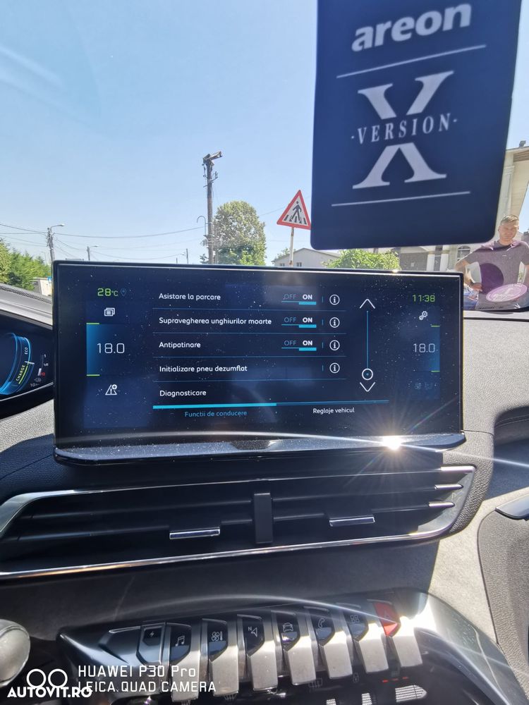 Peugeot 3008 PHEV 300 EAT8 4X4 GT - 13