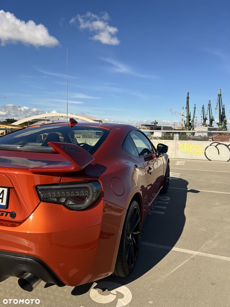 Toyota GT86 2.0 Prestige - 11