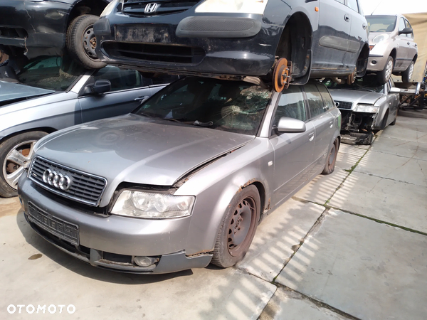 AUDI A4 B6 AVANT 00-06 2.5 TDI QUATTRO PAS PRZEDNI KOMPLETNY CHŁODNICE