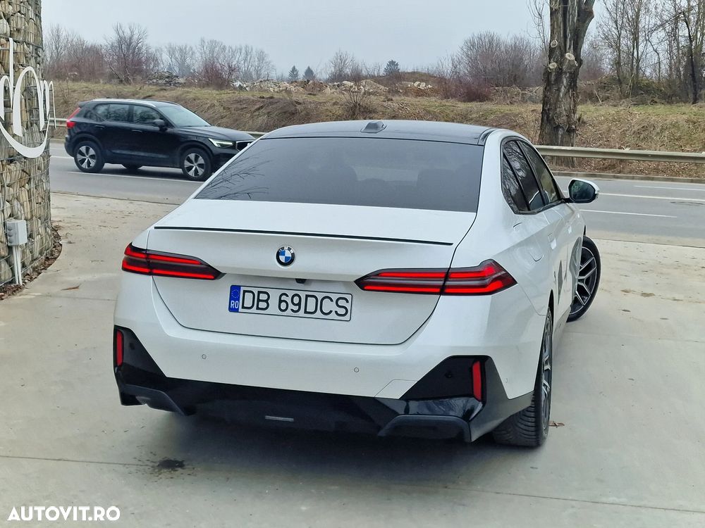 BMW Seria 5 520i Aut. - 12