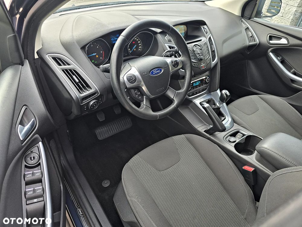 Ford Focus 1.6 TDCi DPF Start-Stopp-System Titanium - 28