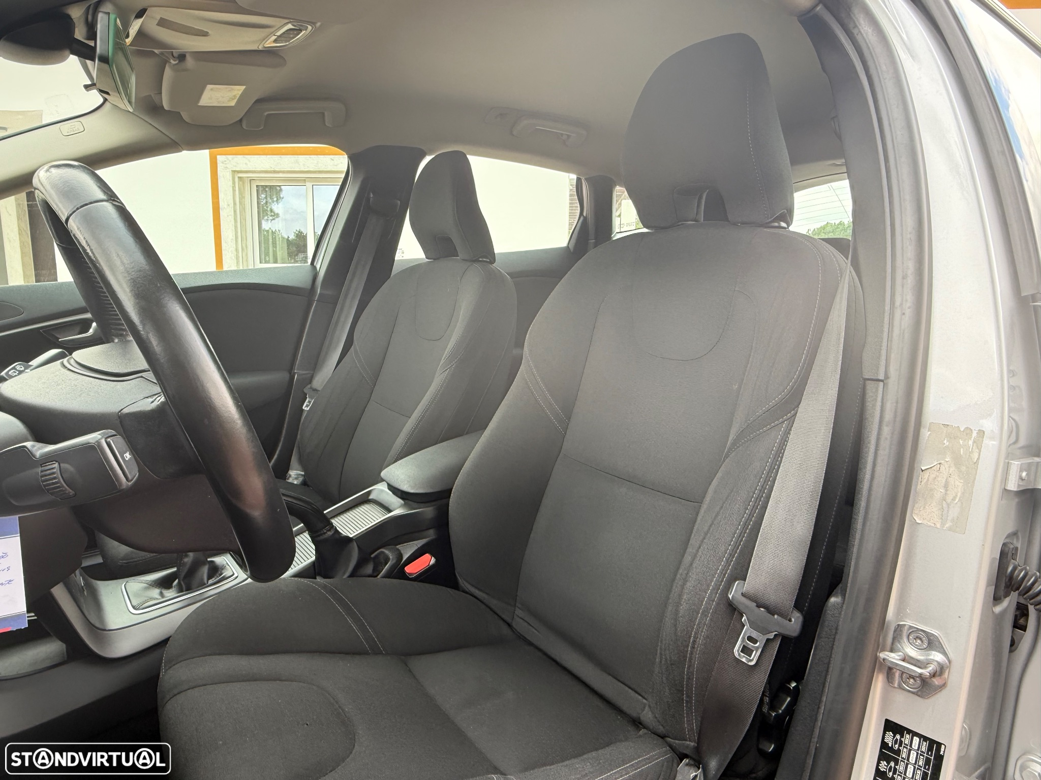 Volvo V40 2.0 D2 Kinetic - 8