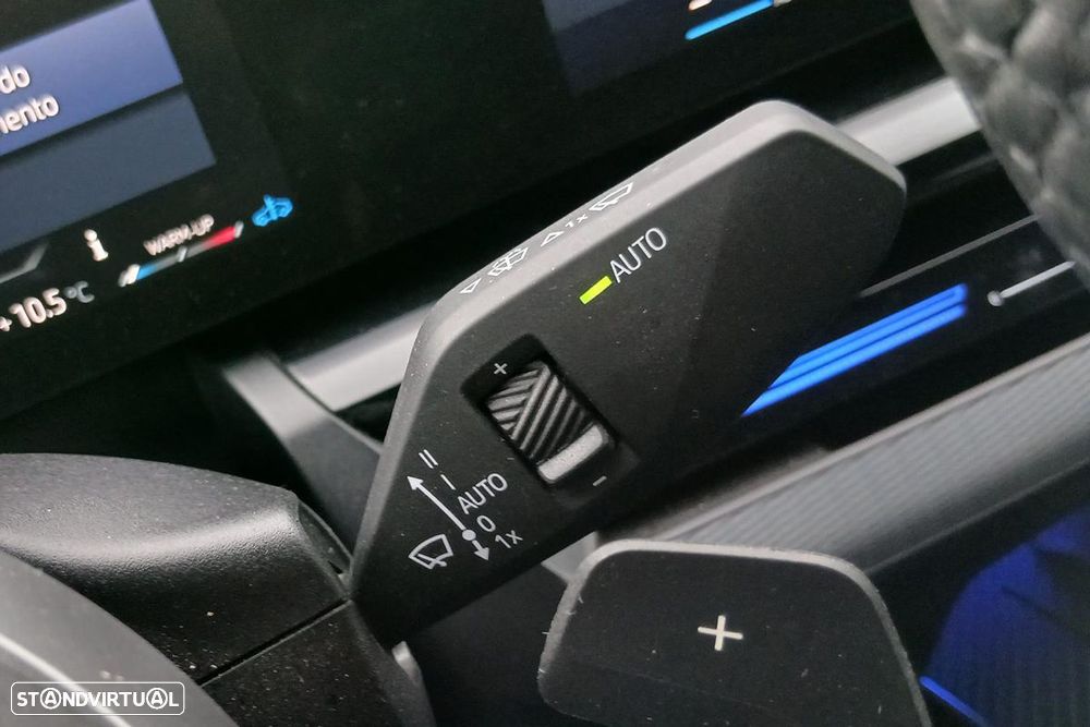 BMW 520 d Pack Desportivo M Pro - 13