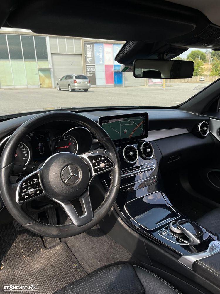 Mercedes-Benz C 220 d Cabrio 9G-Tronic - 25