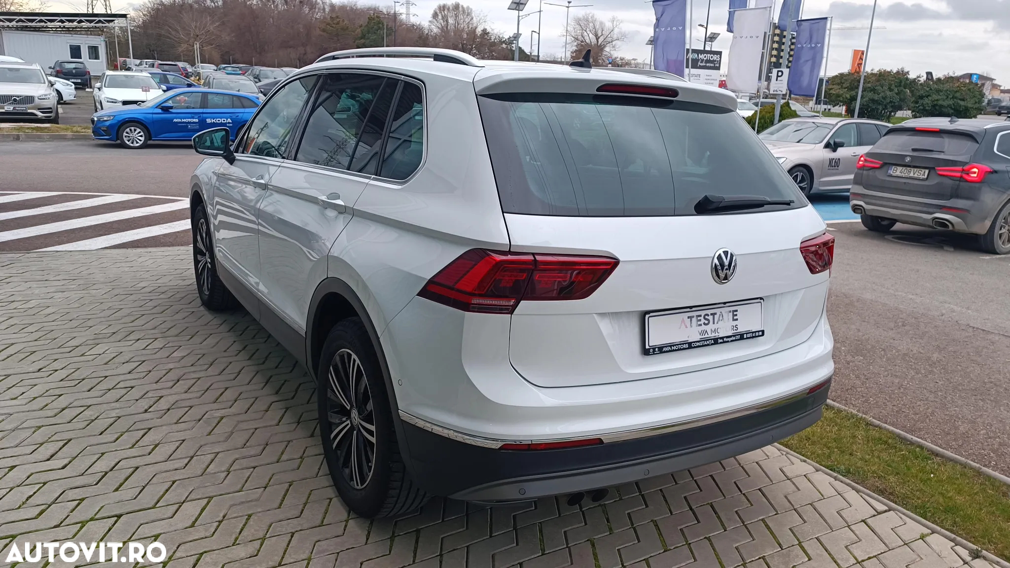Volkswagen Tiguan 2.0 TDI 4Mot DSG Highline - 8