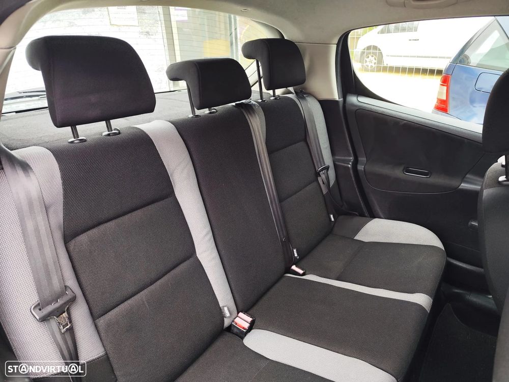 Peugeot 207 1.4 16V Active - 9