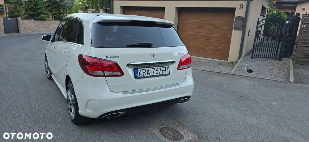 Mercedes-Benz Klasa B 220 4-Matic AMG Line - 11