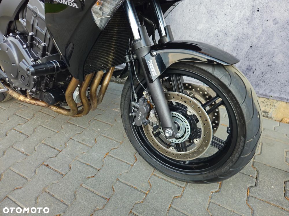 Honda CBF - 25