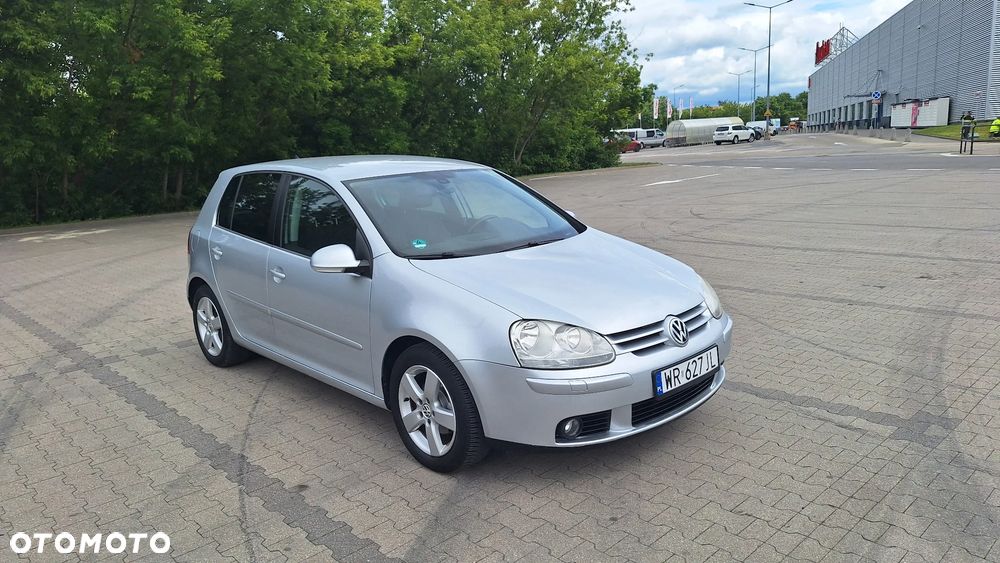 Volkswagen Golf 1.6 Trendline - 2