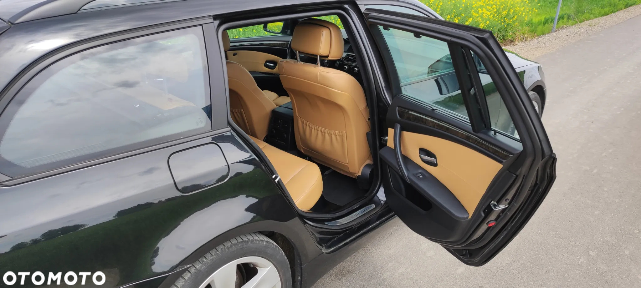 BMW Seria 5 525d xDrive Touring Edition Sport - 15