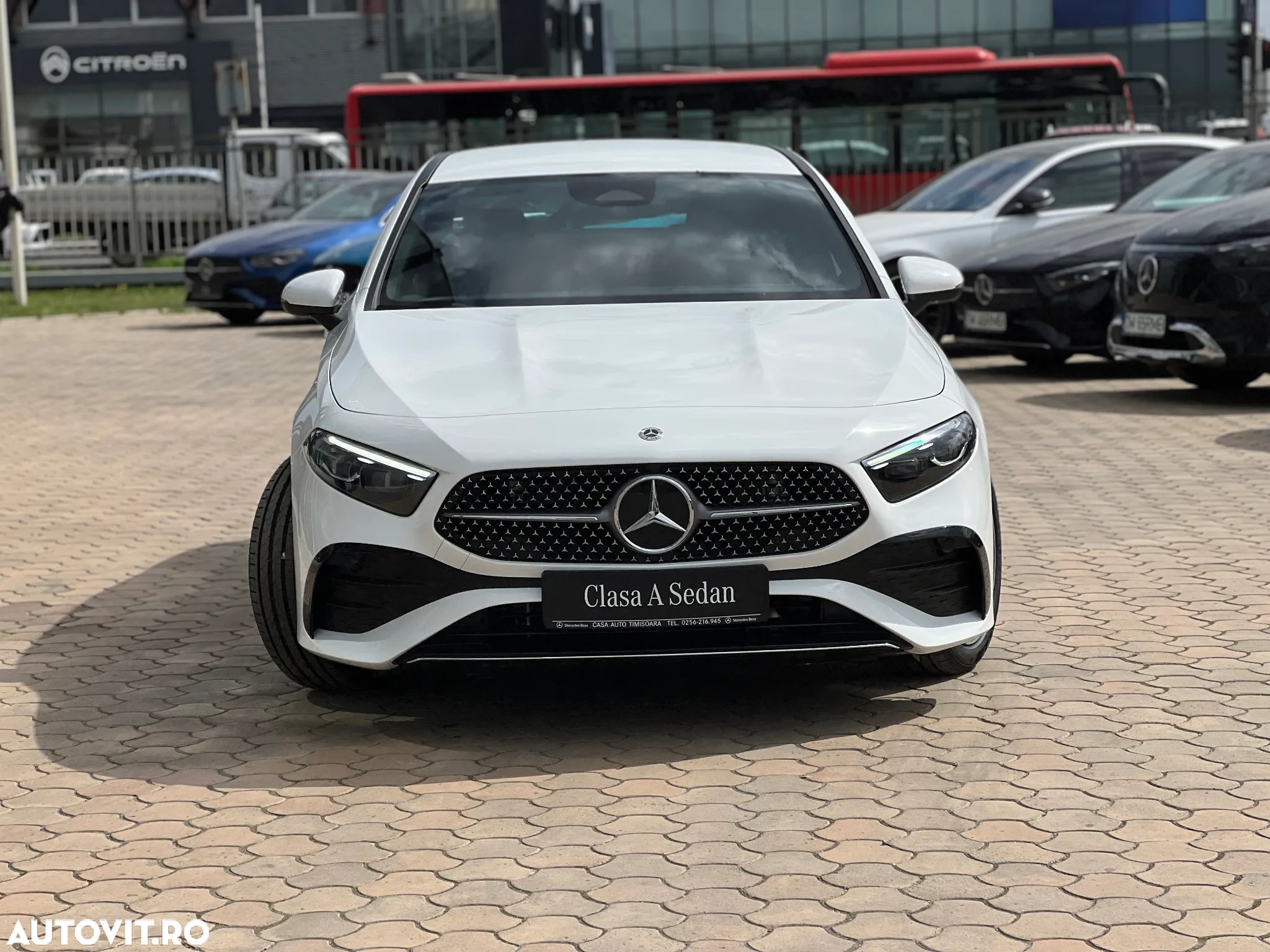 Mercedes-Benz A 200 MHEV 7G-DCT Sedan - 8