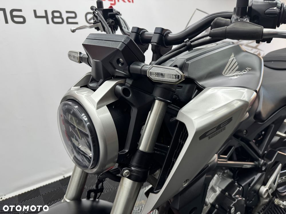 Honda CB - 10