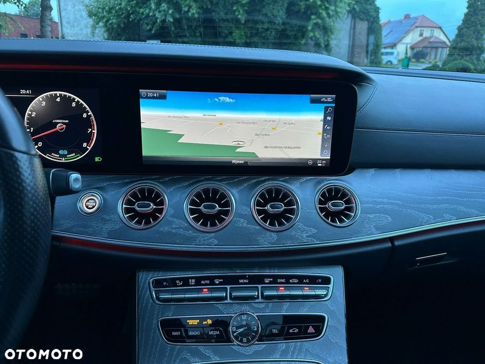 Mercedes-Benz CLS - 16