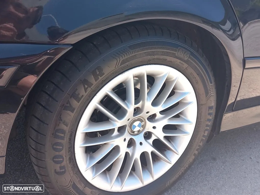 BMW 520 - 4