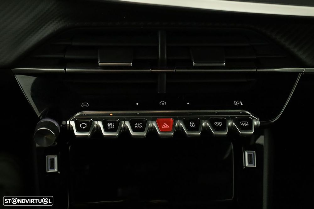 Peugeot 2008 1.2 PureTech Allure EAT8 - 14