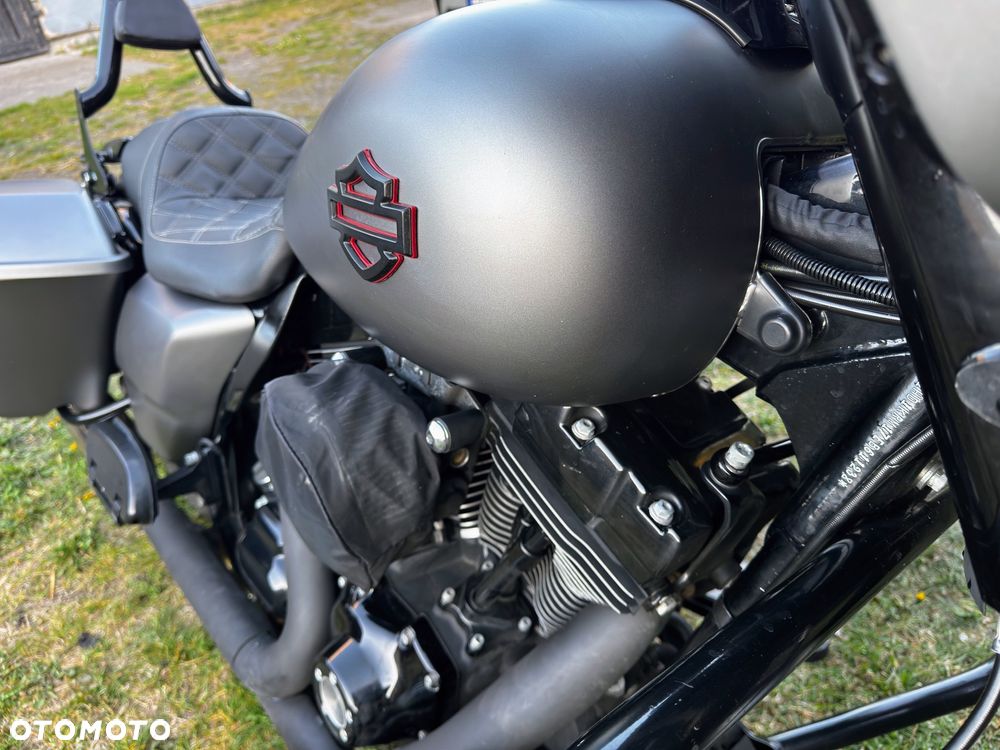 Harley-Davidson FLHXS Special - 15