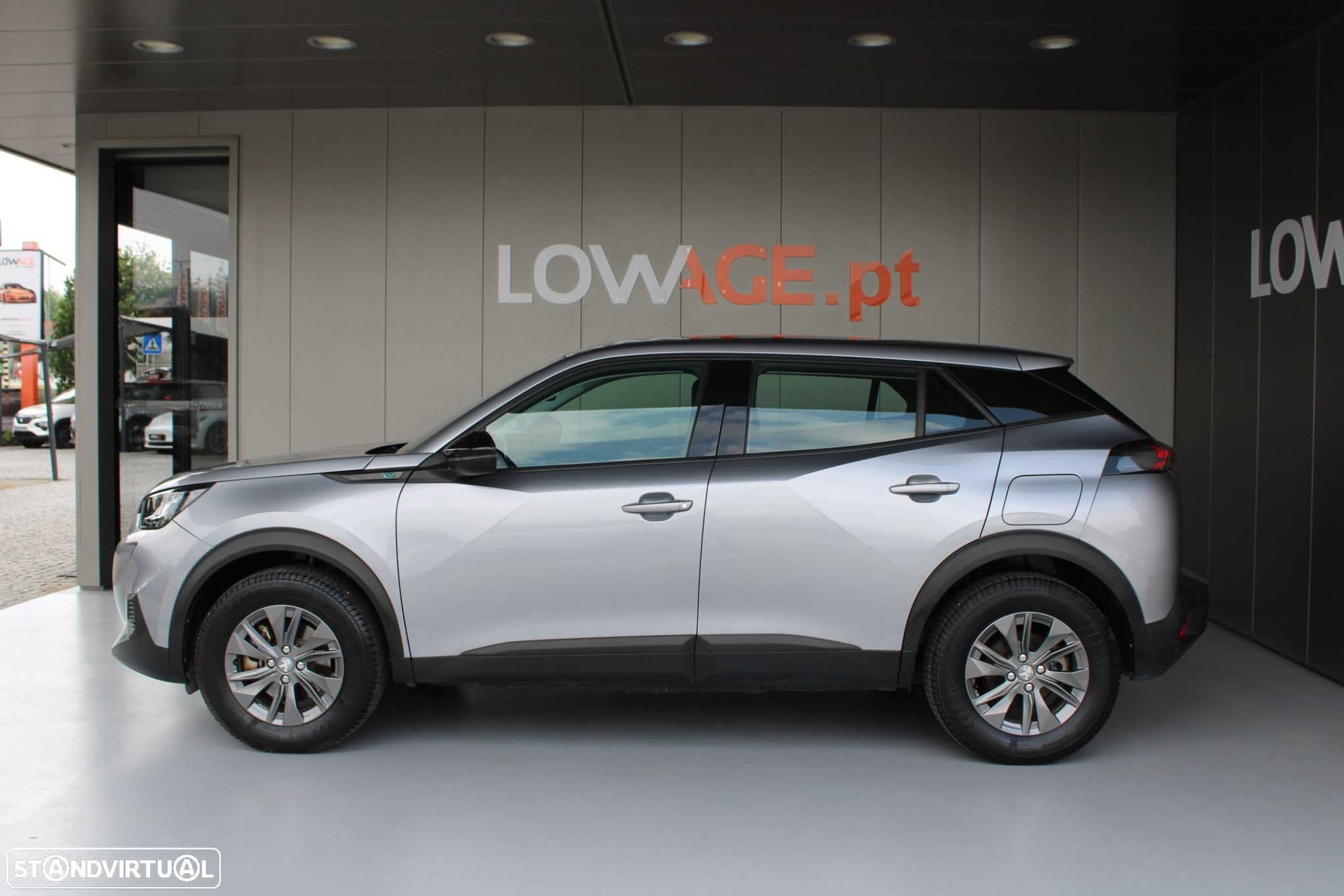 Peugeot e-2008 50 kWh Active Pack - 18