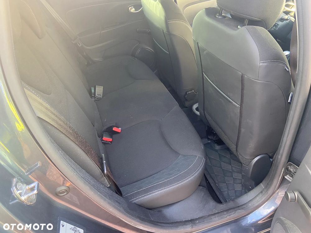 Renault Clio - 7
