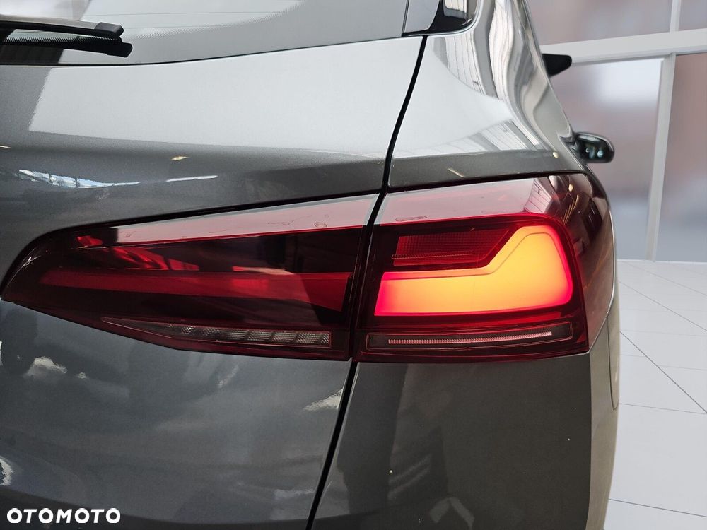 BMW Seria 2 218i - 34