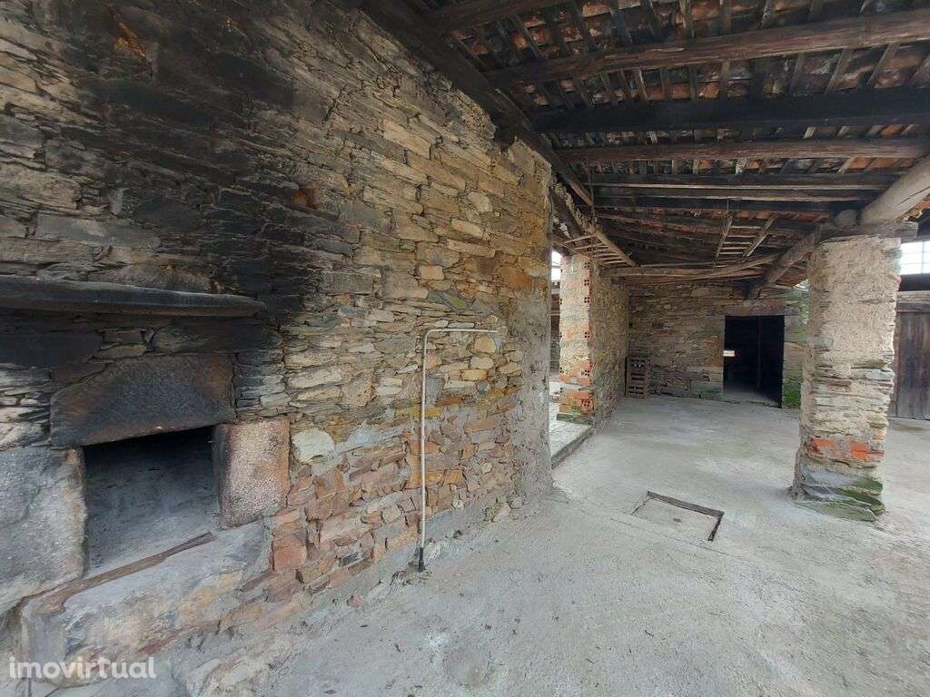 Venda Moradia - Grande imagem: 3/25