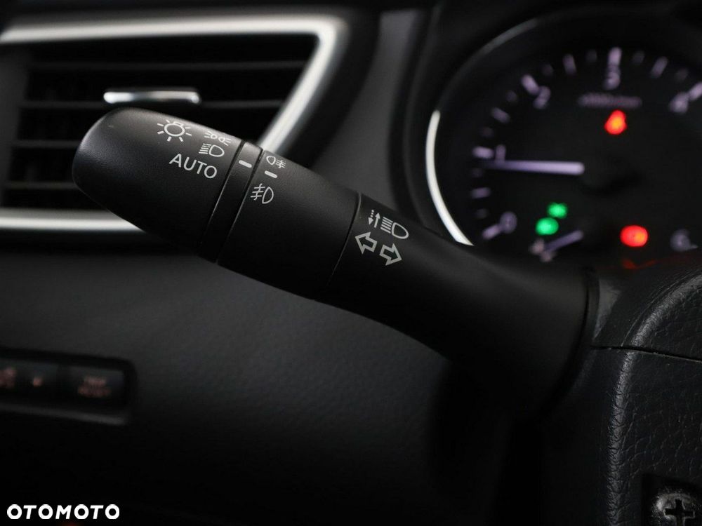 Nissan Qashqai 1.6 dCi 360 S&S - 31