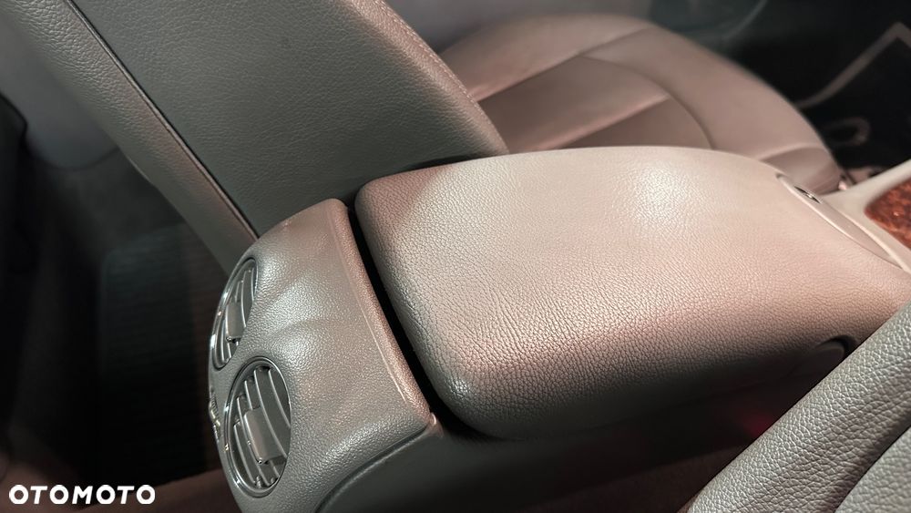 Mercedes-Benz CLK 280 7G-TRONIC Avantgarde - 14
