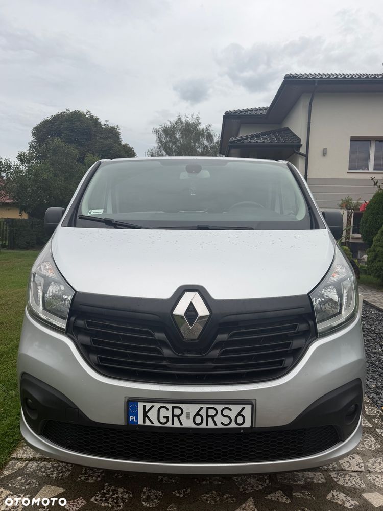 Renault Trafic 2017 photo 2