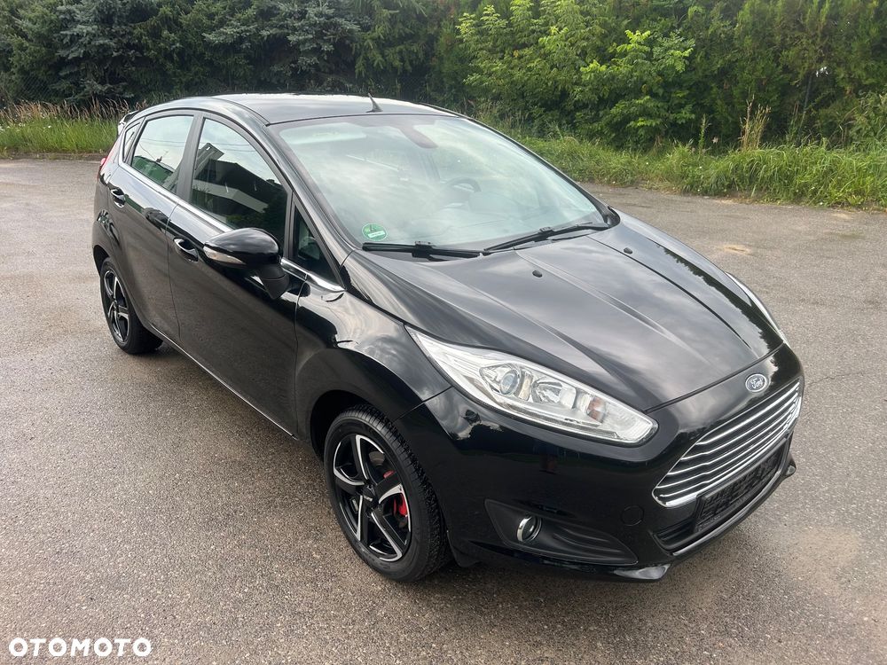 Ford Fiesta 1.0 Celebration - 1