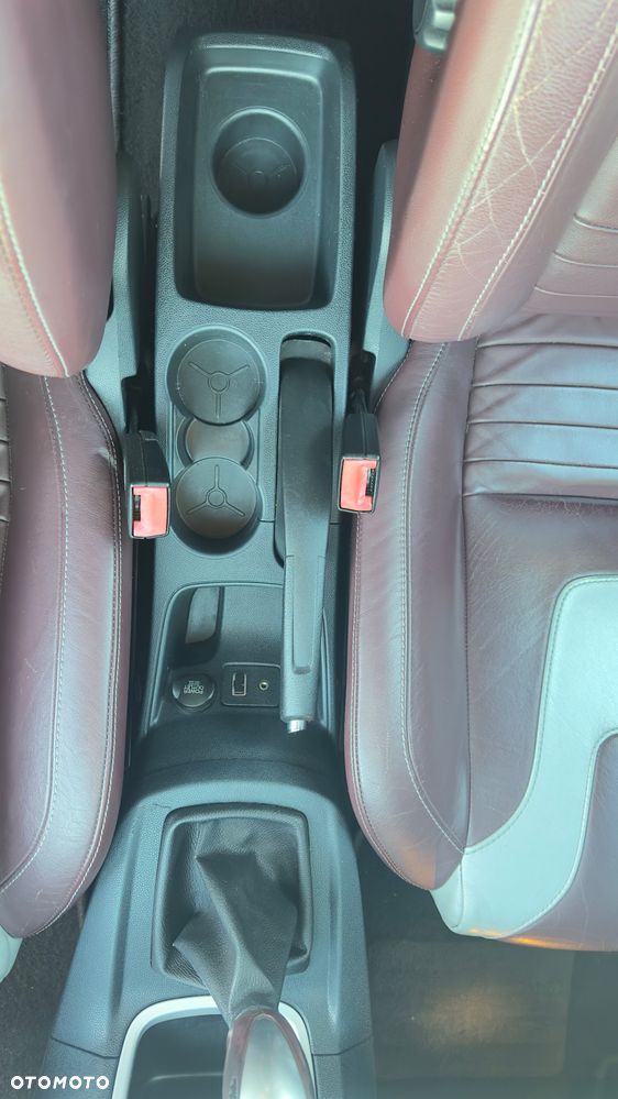 Ford Fiesta - 8