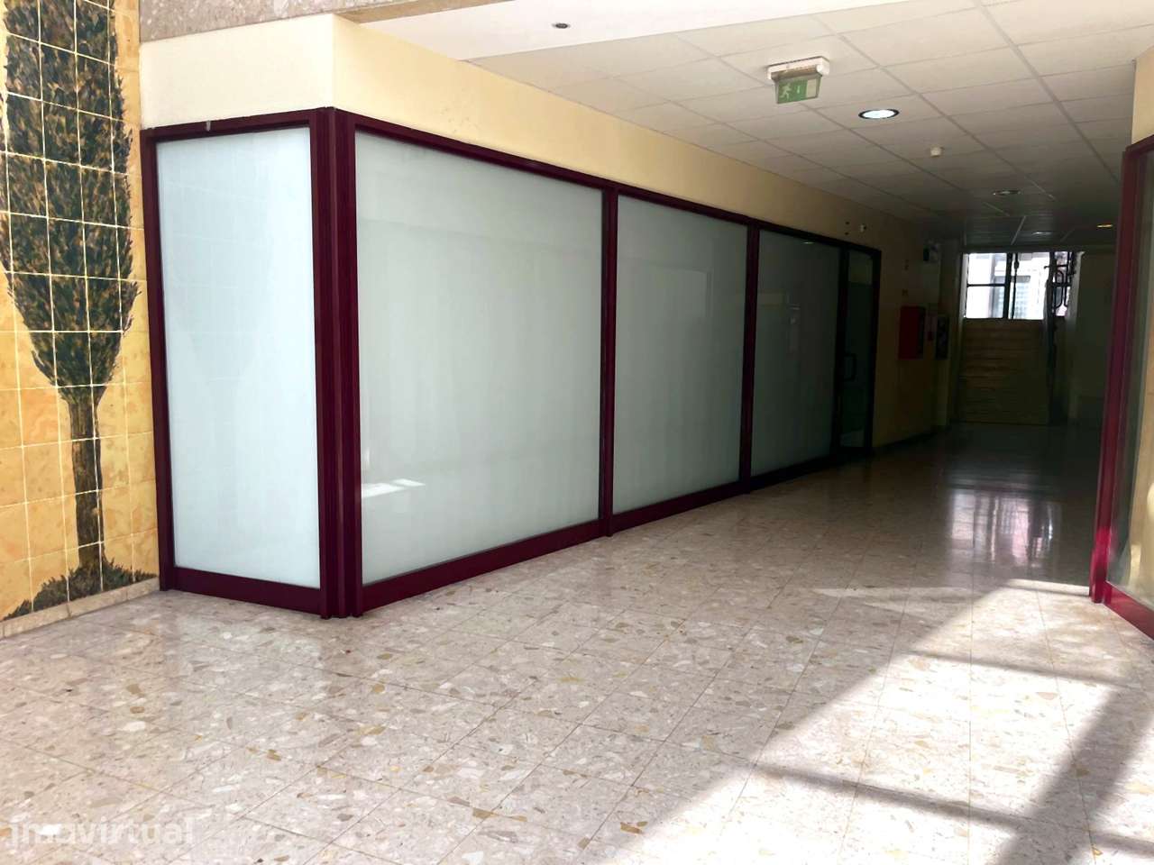 Loja / Escritório para arrendamento nas Galerias Topázio, Coimbra - Grande imagem: 2/14