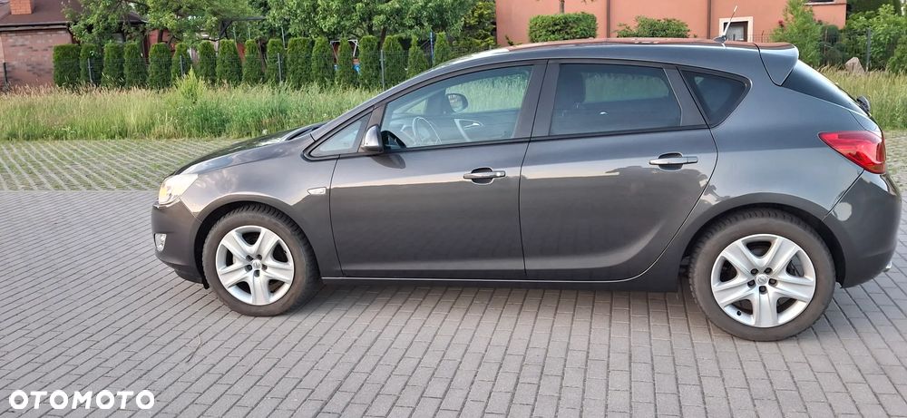 Opel Astra 1.4 T Cosmo S&S - 17